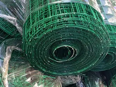 PCW-04 PVC coated welded wire mesh rolls wrapped in plastic film for waterproof